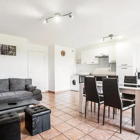 A 10 Min A Pied Du Centre - Maeva Particuliers 96793 *